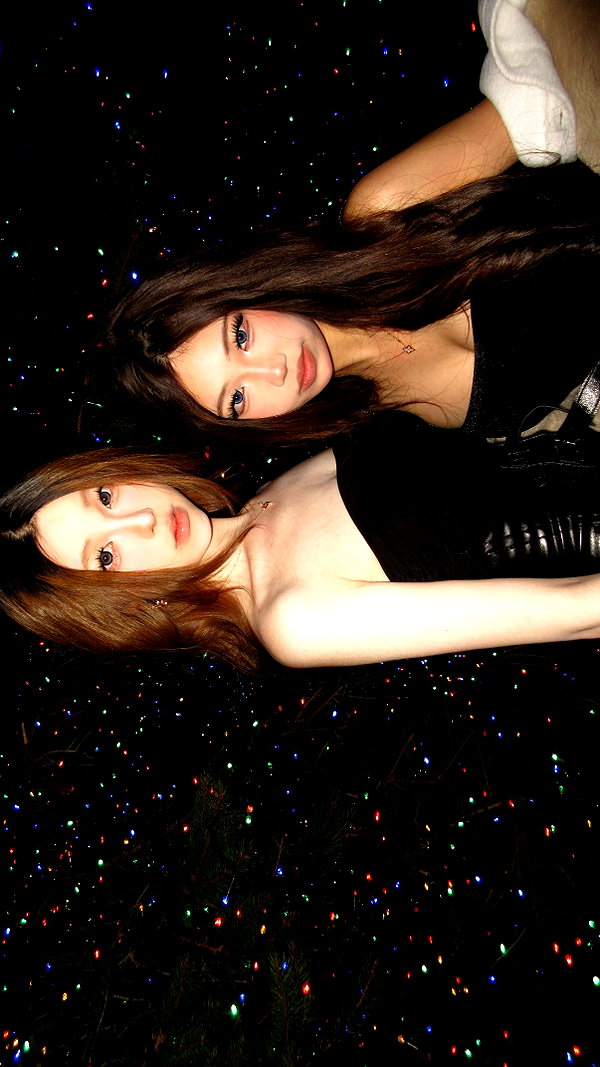 joycee.e joycee.e archive image