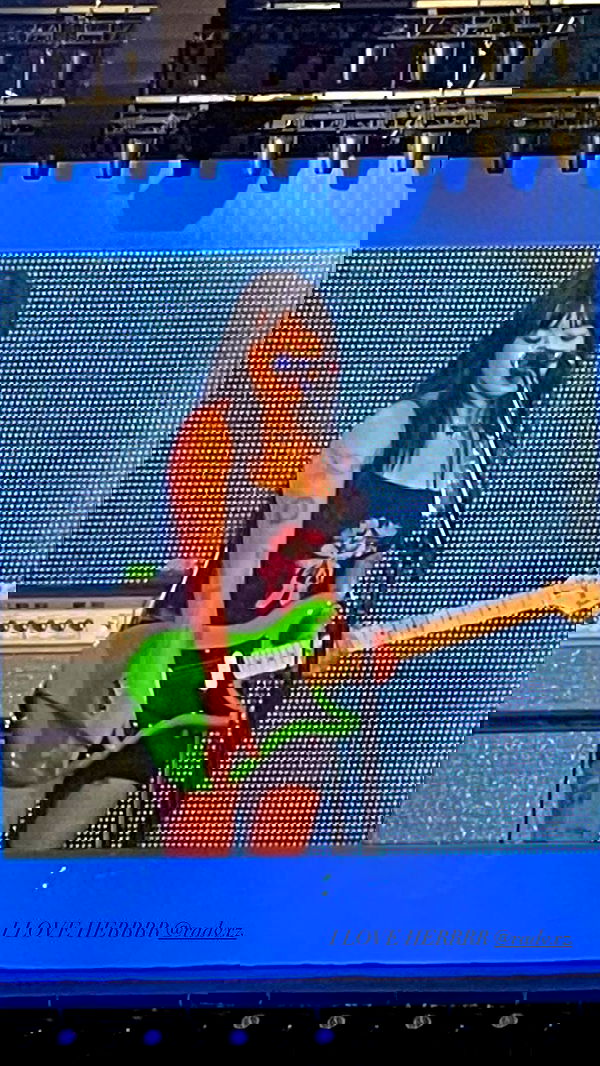 juliaelzz juliaelzz archive image