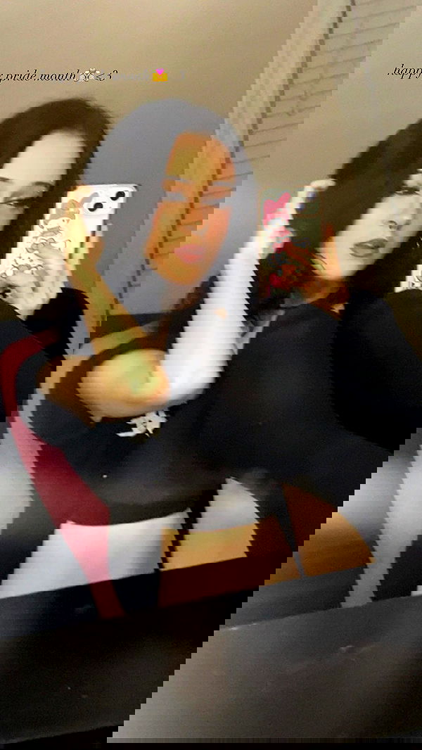 juliaelzz juliaelzz archive image