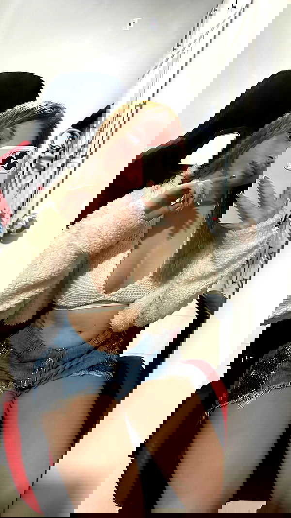 kaarolzx kaarolzx archive image