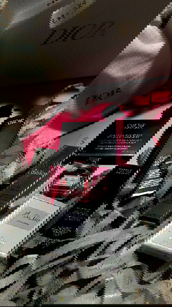 kaarolzx kaarolzx archive image