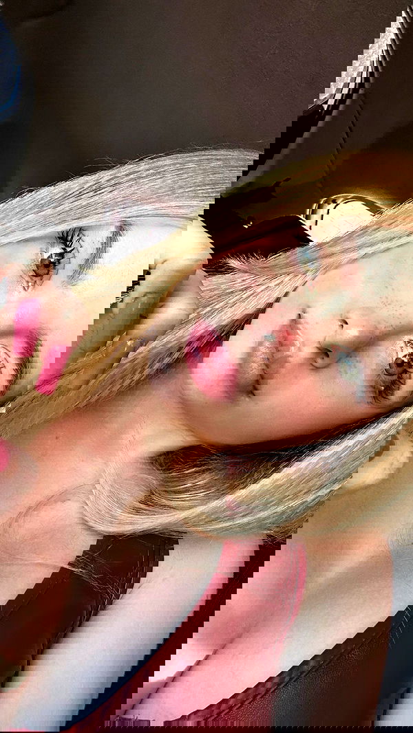 kaarolzx kaarolzx archive image