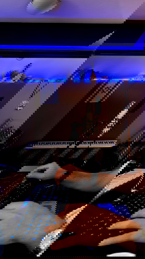 kaliamorcita image ~ Altpins