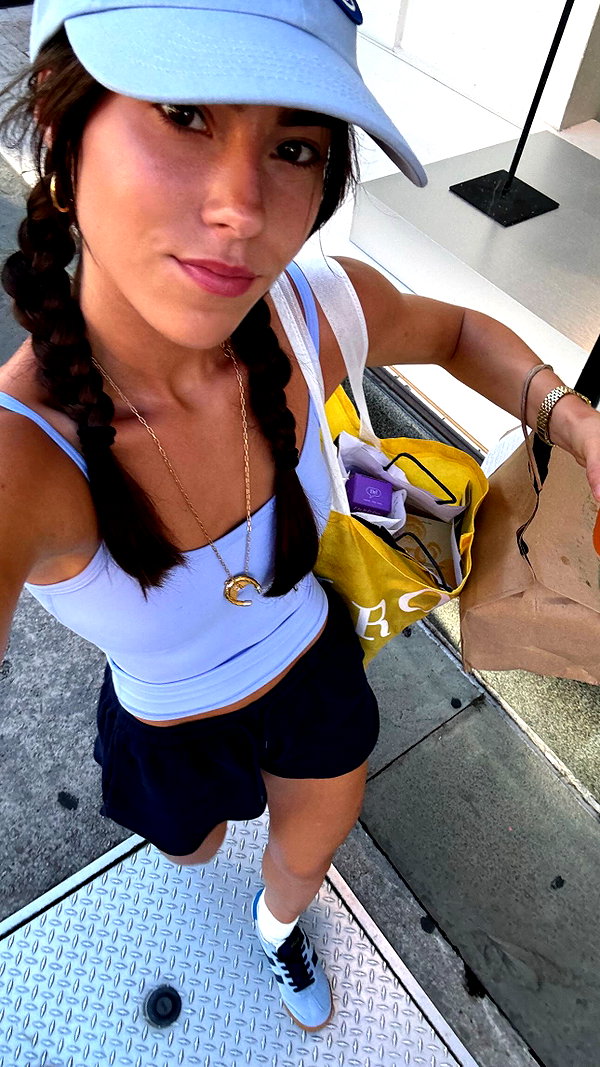 katelynernst3 instagram image archive image