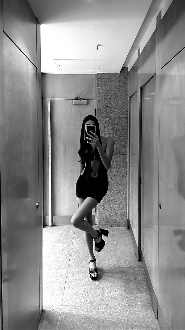 keli_ezra instagram image archive image