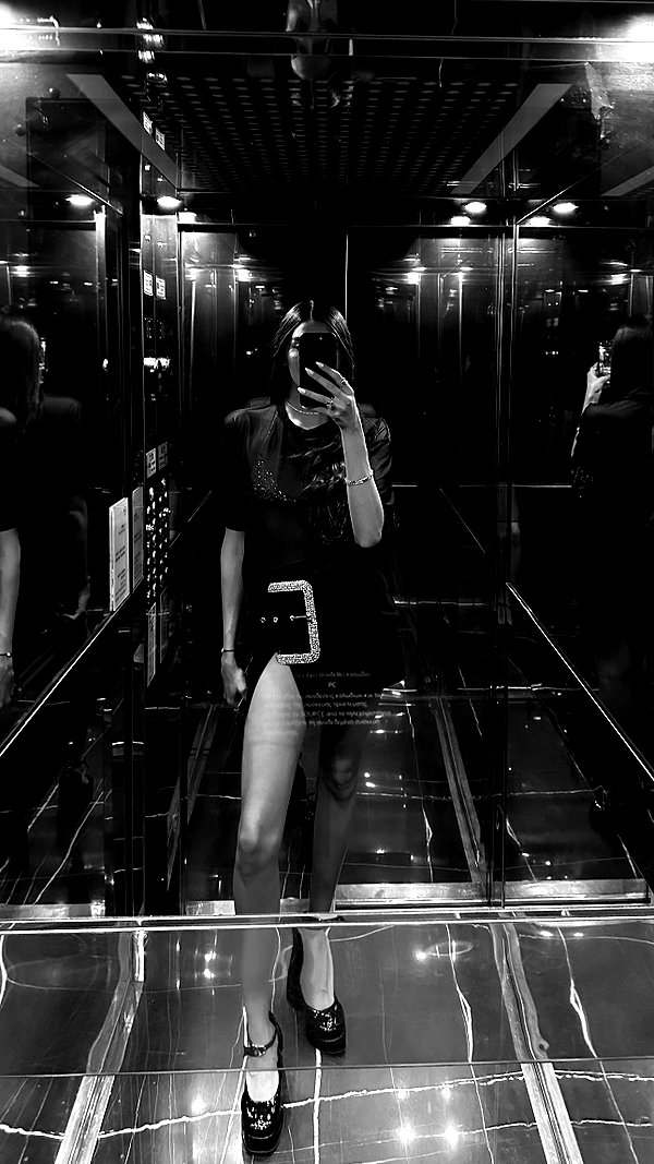 keli_ezra instagram image archive image