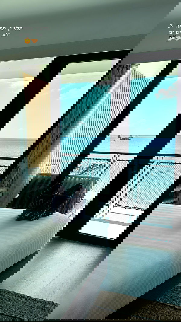 kesemgreenyer image ~ Altpins