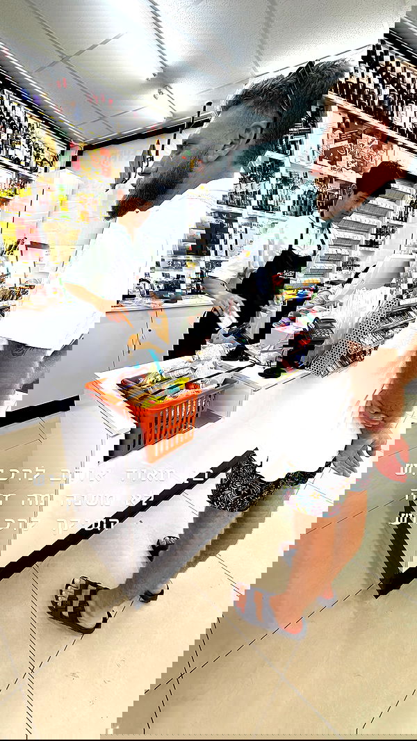 kesemgreenyer image ~ Altpins