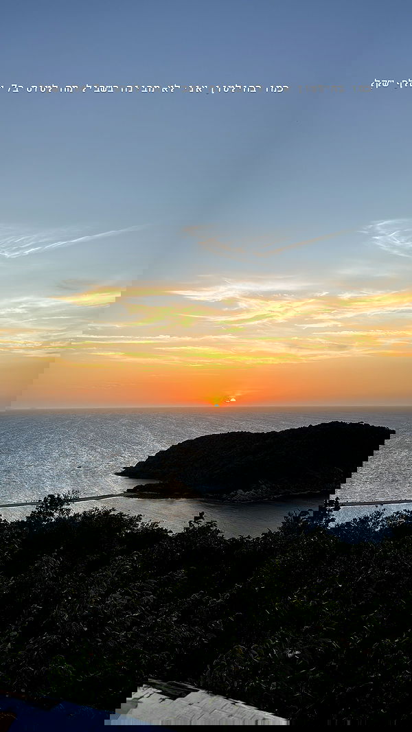 kesemgreenyer image ~ Altpins