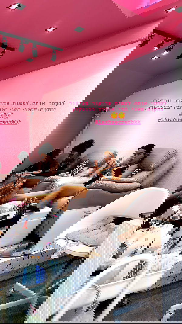 kesemgreenyer image ~ Altpins