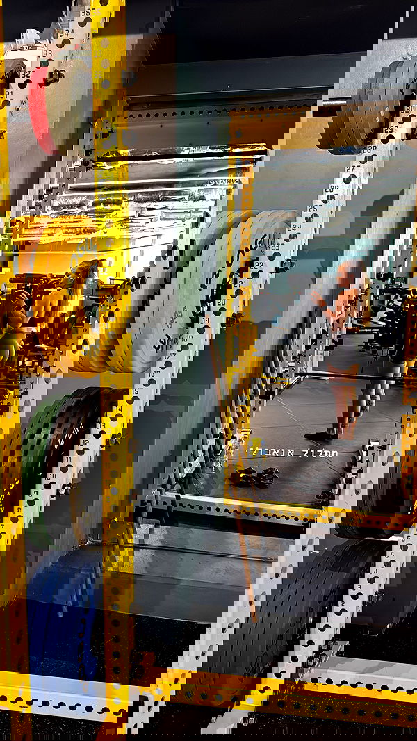 kesemgreenyer image ~ Altpins