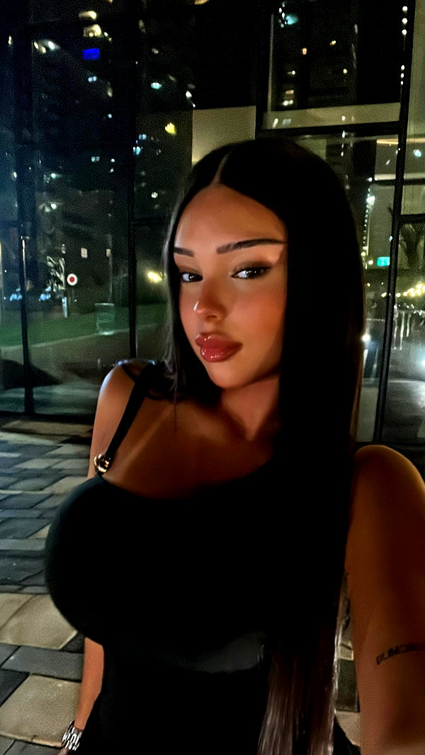 korin.lahiani instagram image archive image