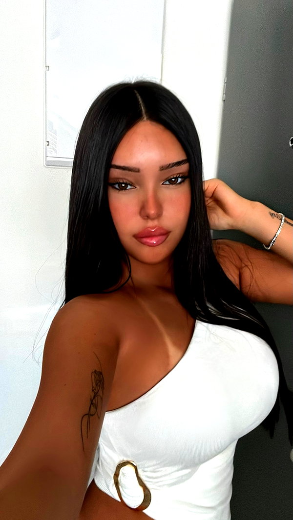 korin.lahiani instagram image archive image