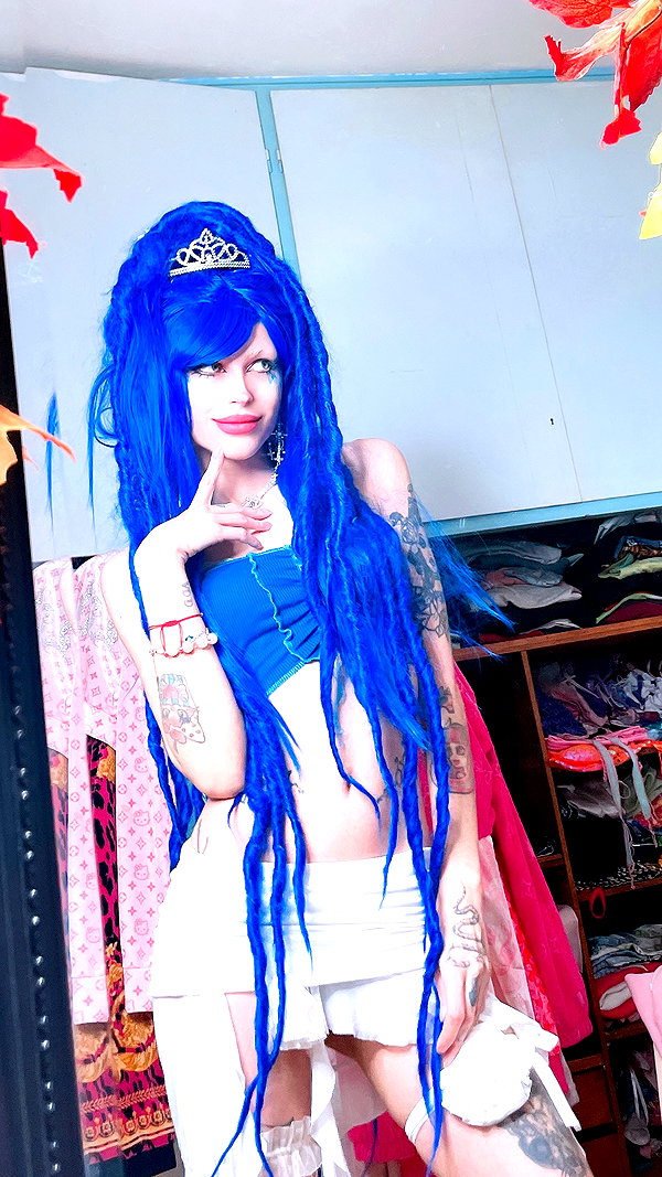 kriiizellda instagram image archive image