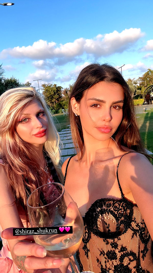 kriiizellda instagram image archive image