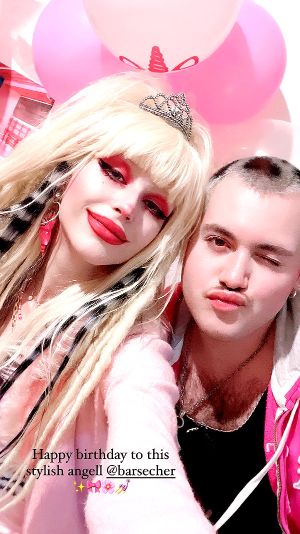 kriiizellda instagram image archive image