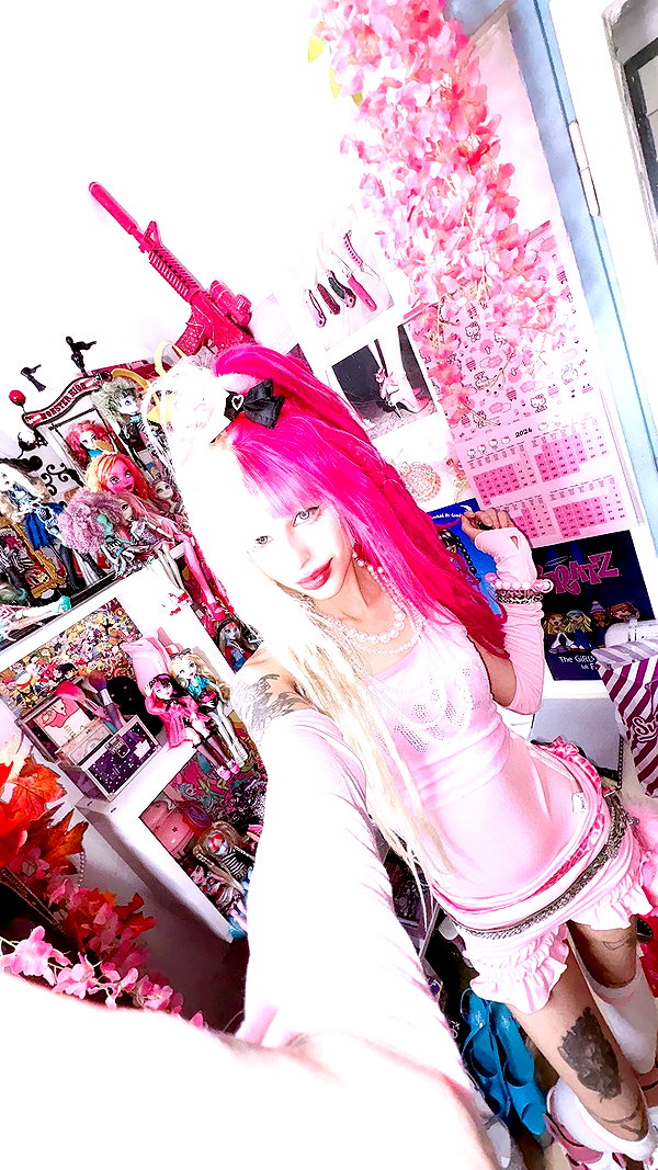 kriiizellda instagram image archive image