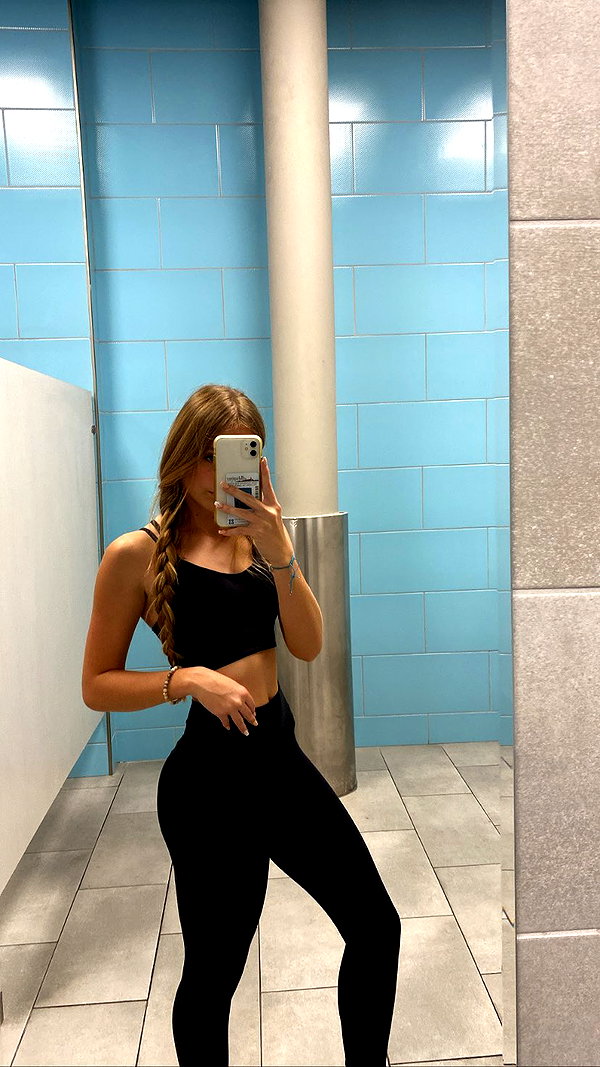 kyla.doddsss instagram image archive image