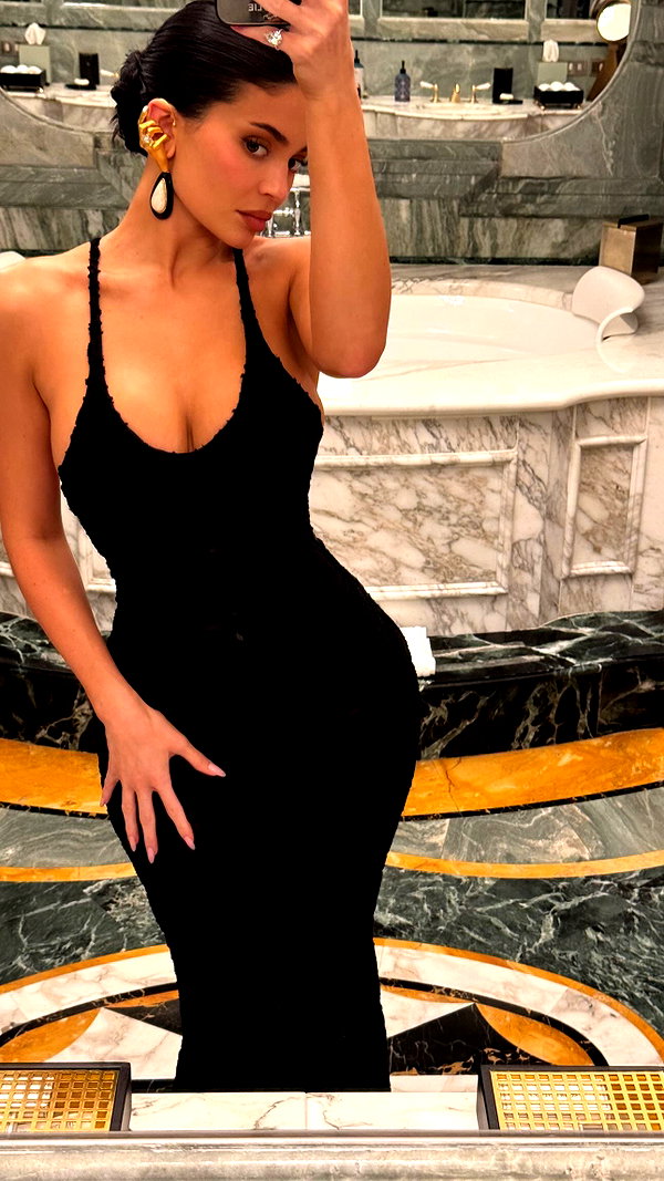 kyliejenner instagram image archive image