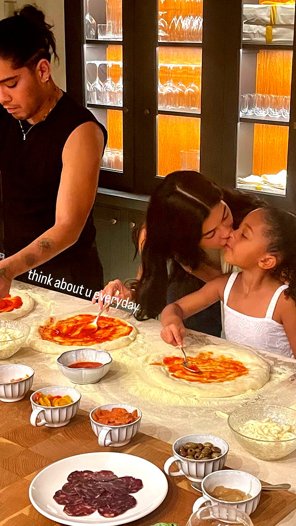 kyliejenner instagram image archive image