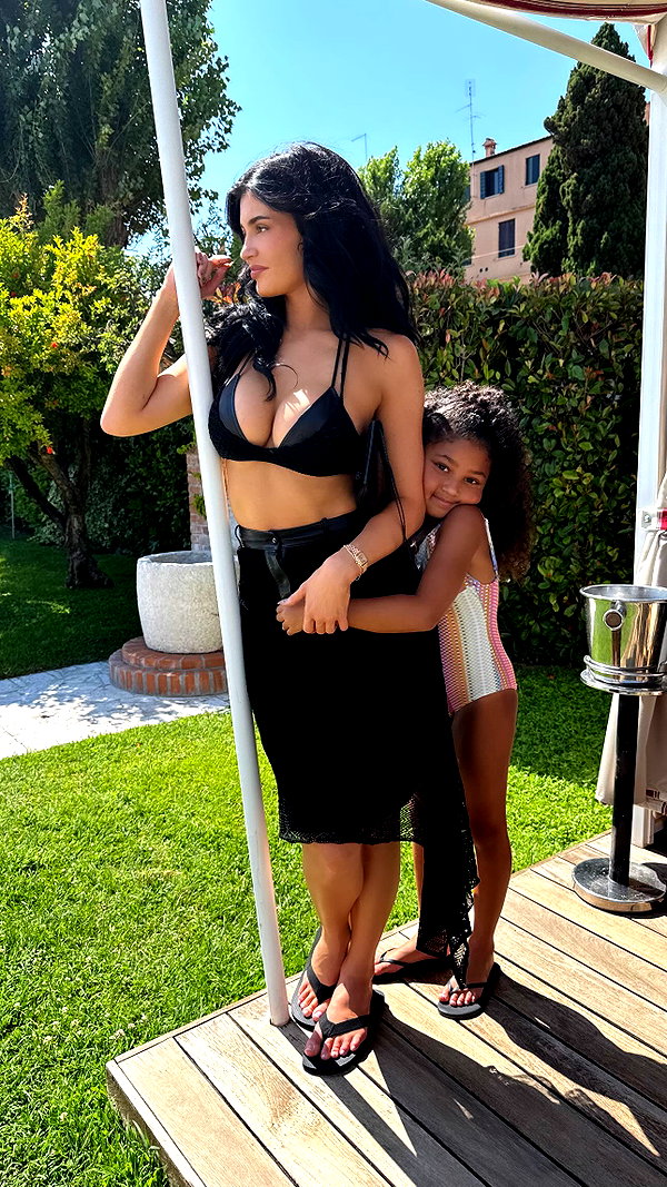kyliejenner instagram image archive image