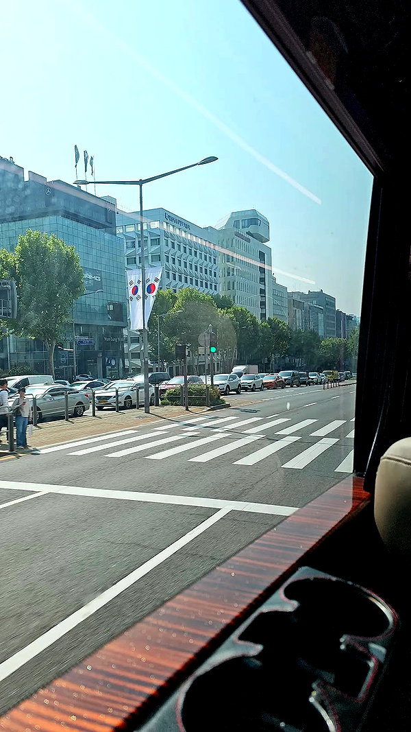 la.vica_ la.vica_ archive image