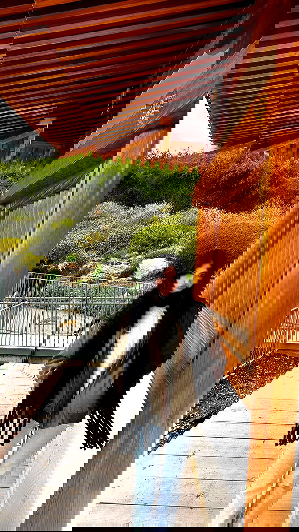 laluzone laluzone archive image