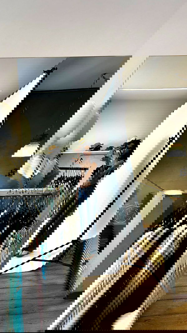 laluzone laluzone archive image