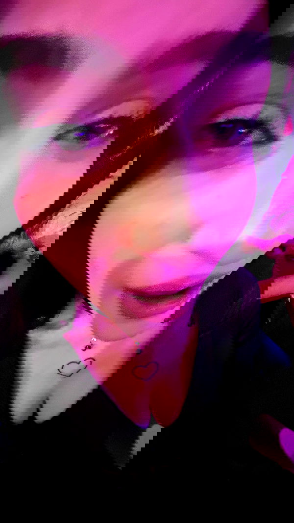 laluzone laluzone archive image