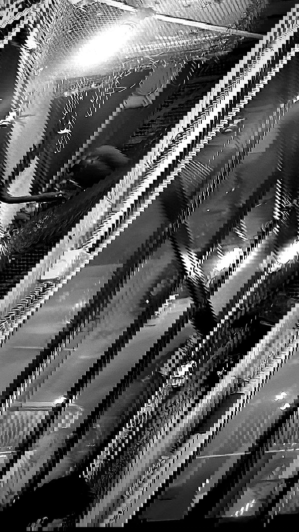 laluzone laluzone archive image