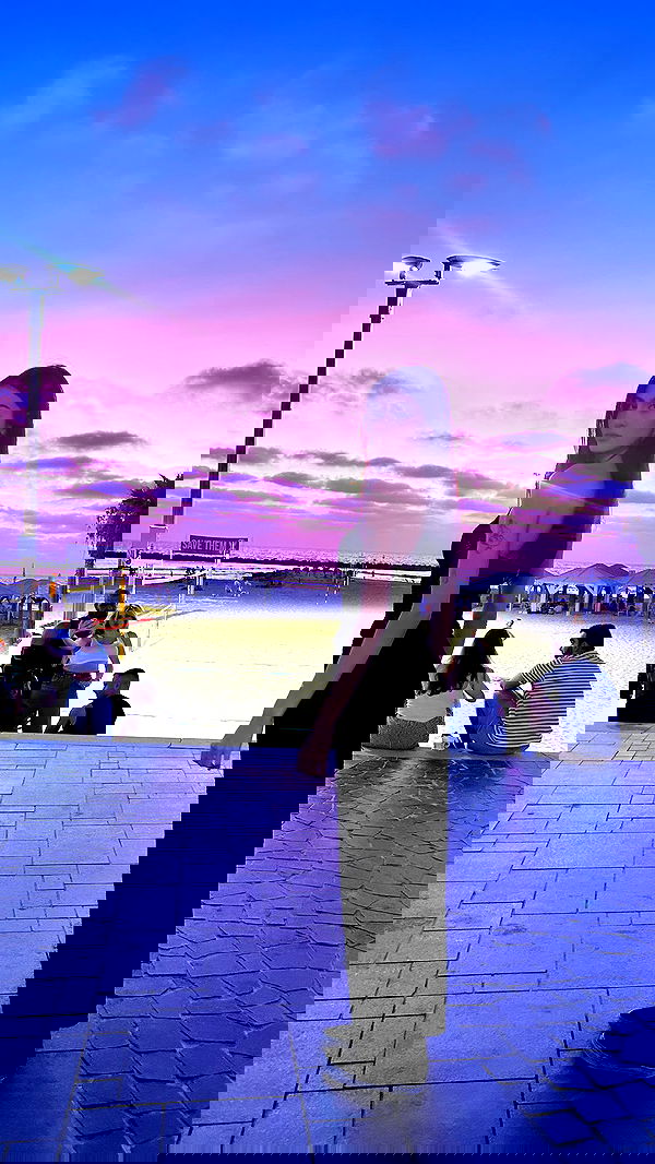 laluzone laluzone archive image