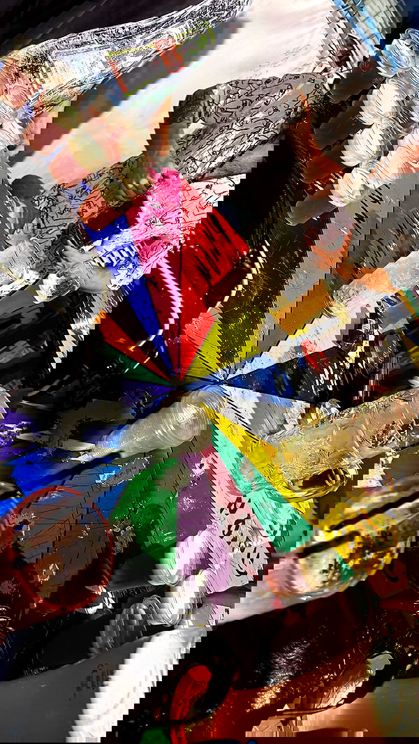 laluzone laluzone archive image