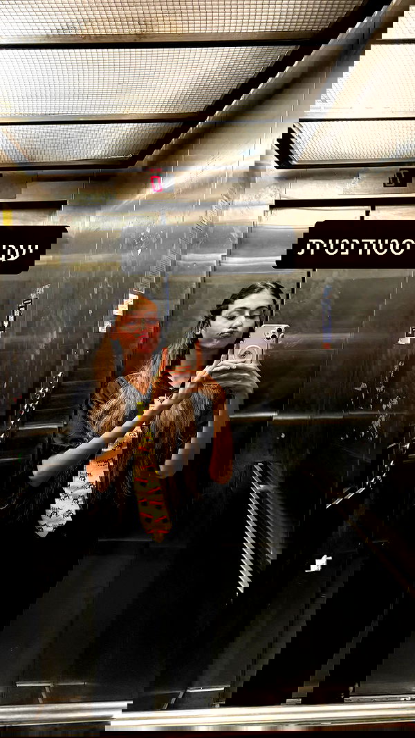 laluzone laluzone archive image