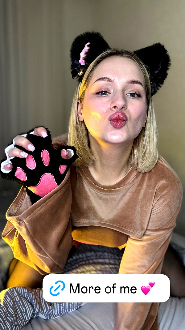 lana_kitten__ instagram image archive image