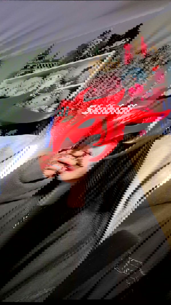 laurinchhhe image ~ Altpins