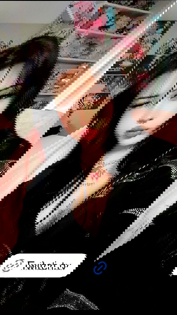 laurinchhhe image ~ Altpins