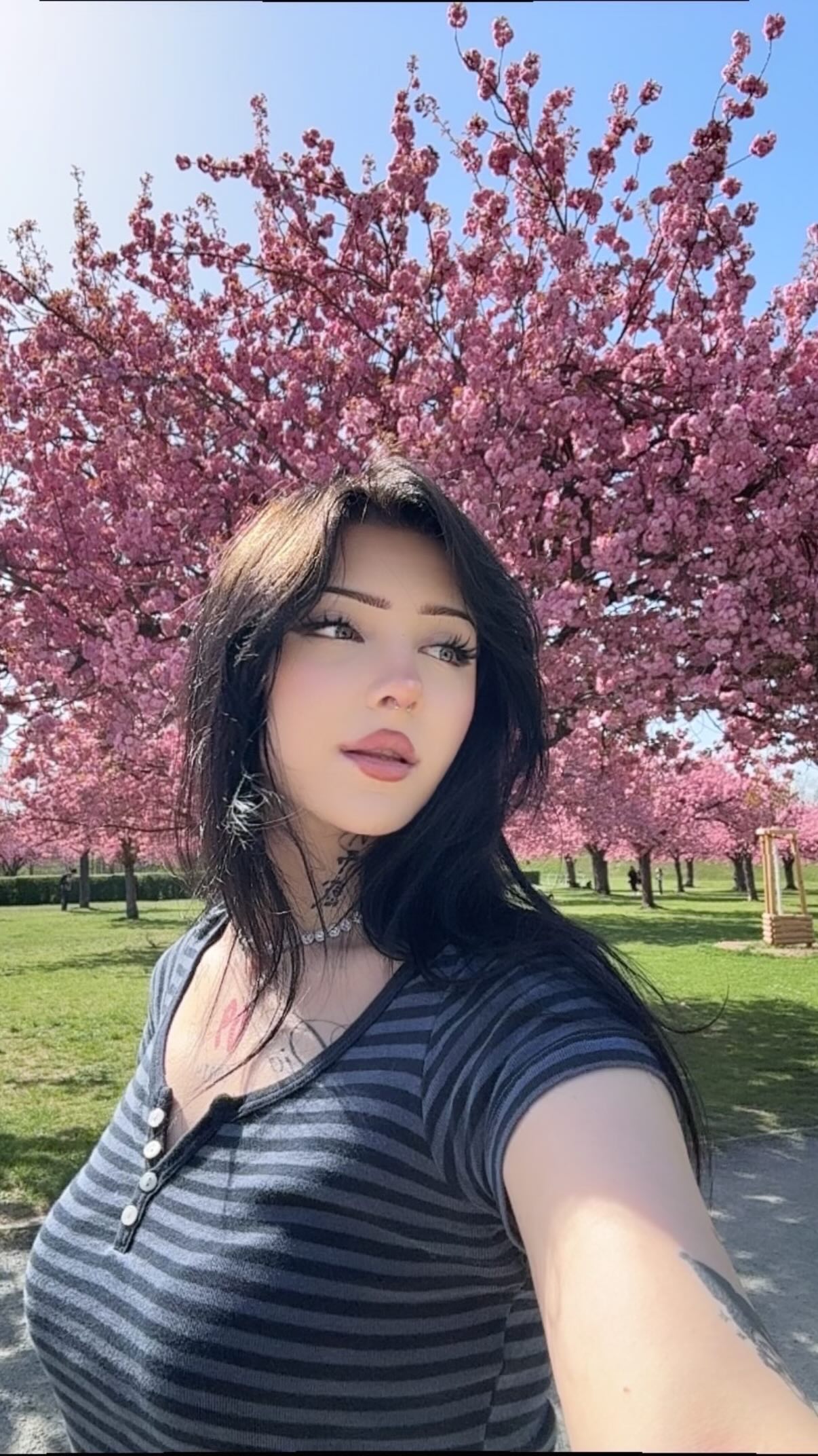 laurinchhhe instagram image archive image