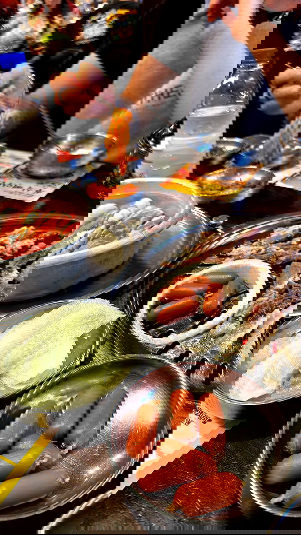 laurinchhhe image ~ Altpins