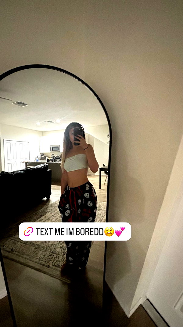 leahsylvander instagram image archive image