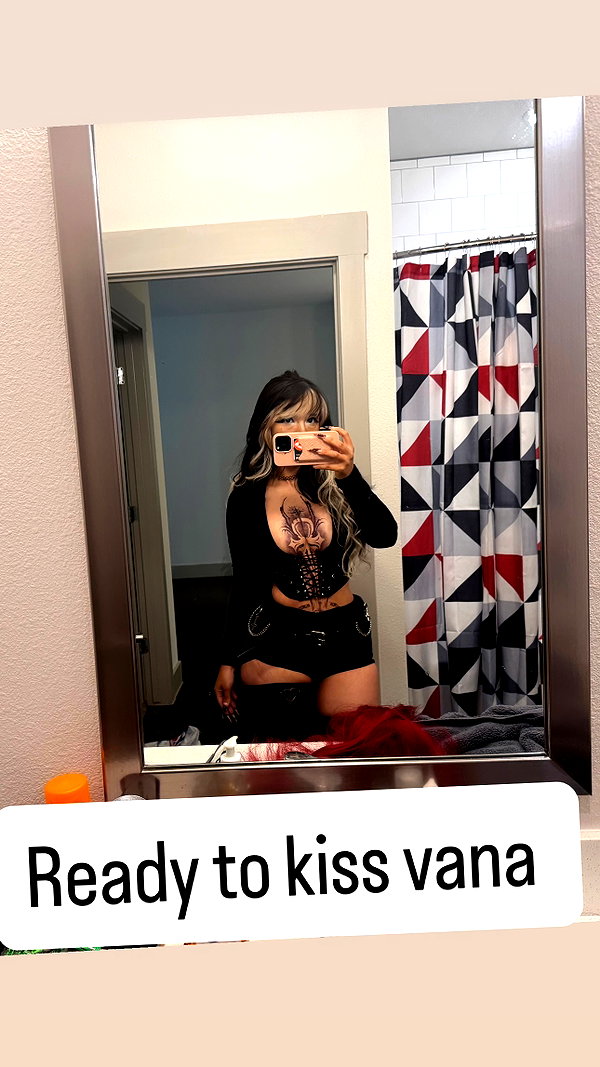 leighbunbun instagram image archive image