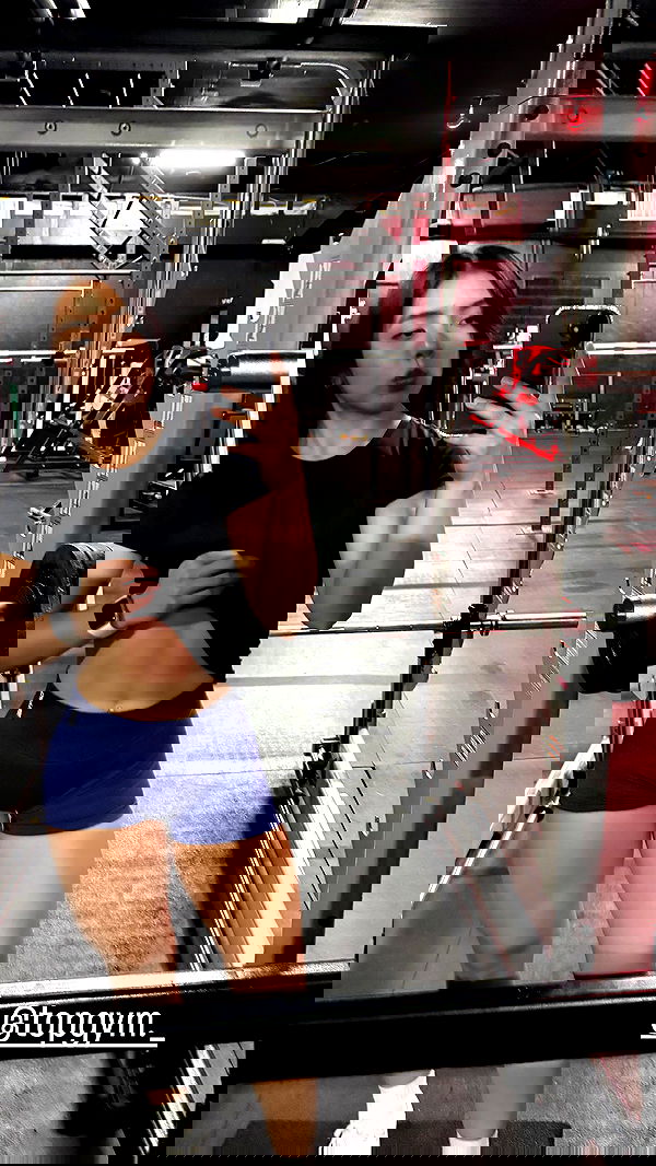 lesliem4rtinez lesliem4rtinez archive image