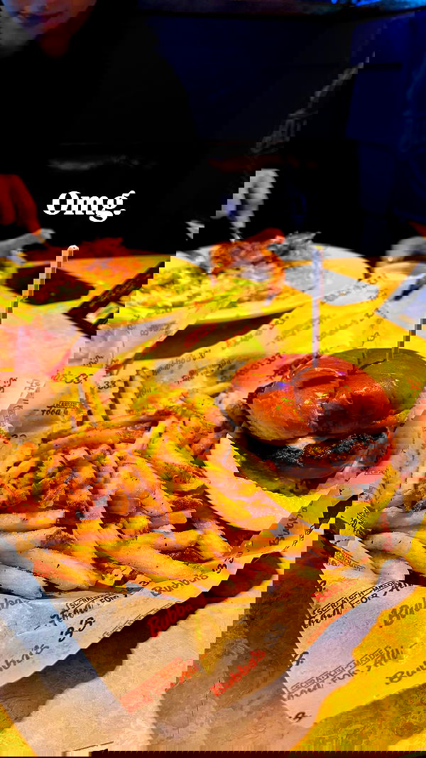 lesliem4rtinez lesliem4rtinez archive image