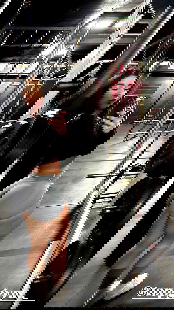 lesliem4rtinez lesliem4rtinez archive image