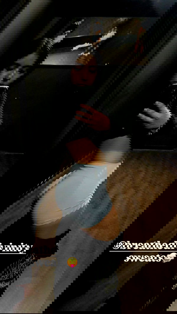 lesliem4rtinez lesliem4rtinez archive image