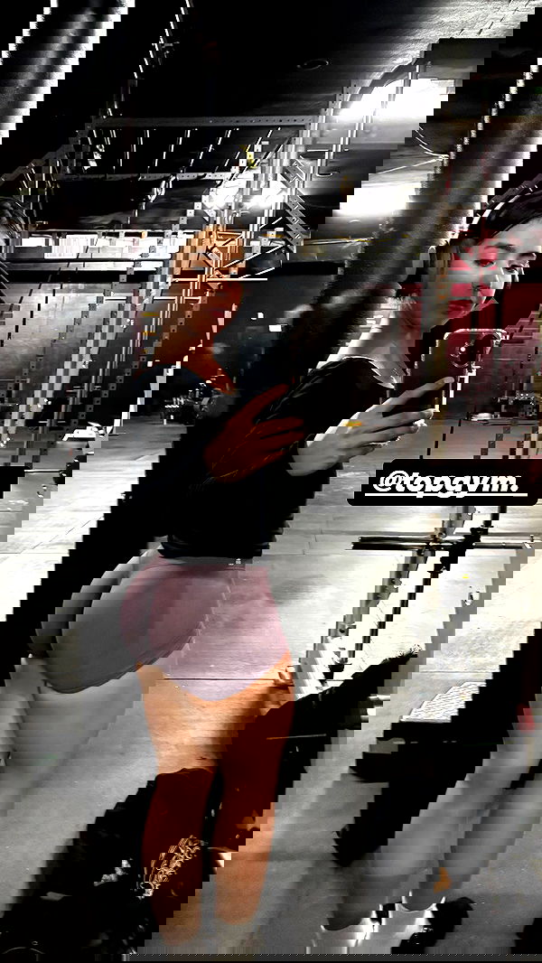 lesliem4rtinez lesliem4rtinez archive image