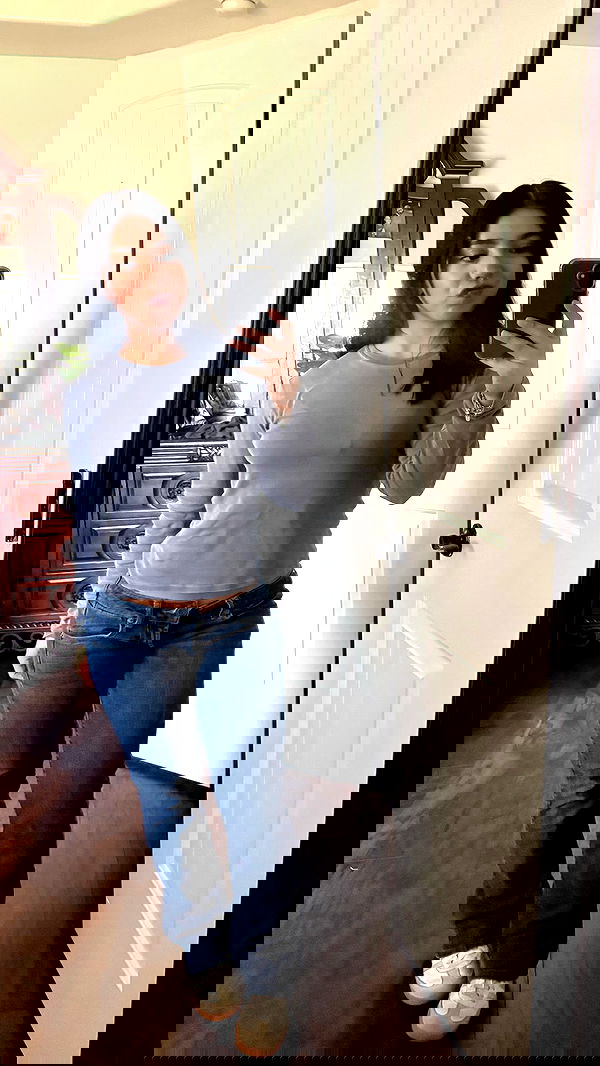 lesliem4rtinez lesliem4rtinez archive image