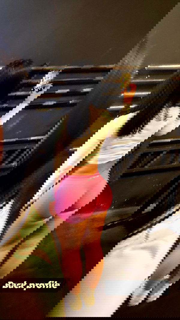 lesliem4rtinez lesliem4rtinez archive image