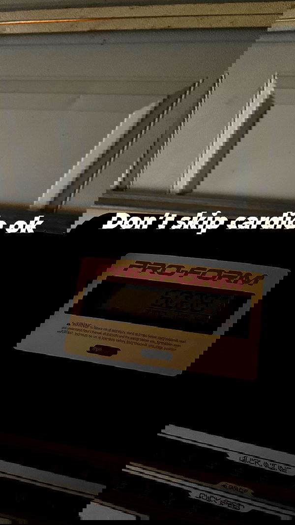 lesliem4rtinez lesliem4rtinez archive image