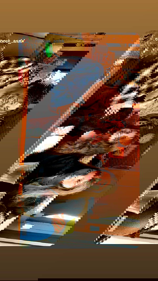 lia_abramovich image ~ Altpins