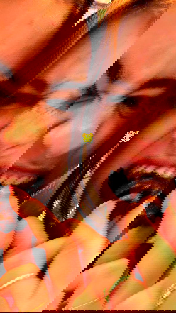 lia_abramovich image ~ Altpins